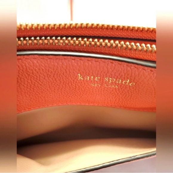 Kate Spade *NWOT Shoulder Bag 
Measurements: 9” x 6.5” - Picture 4 of 5